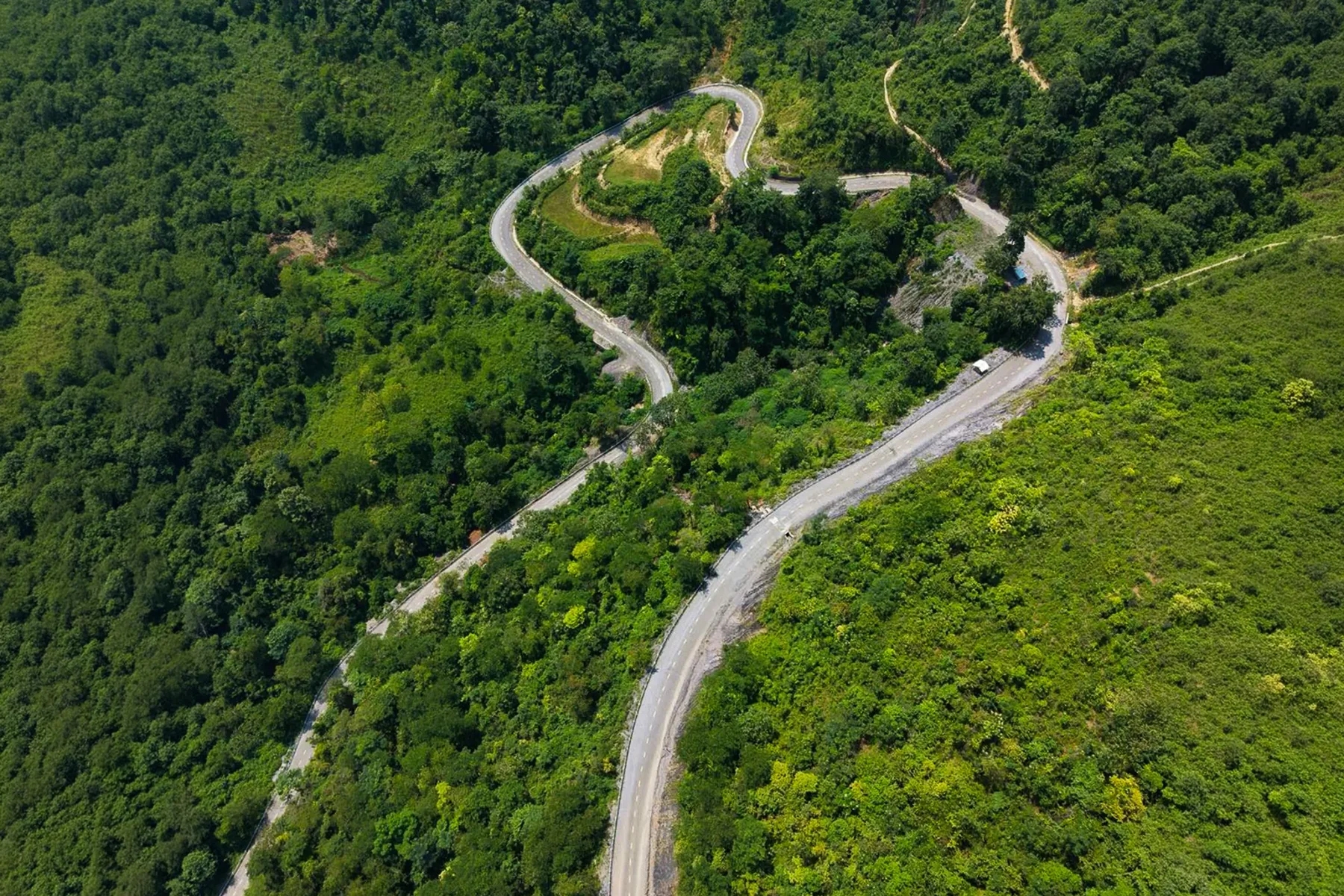 Motorbike Loops in Northern Vietnam: Which One to Ride